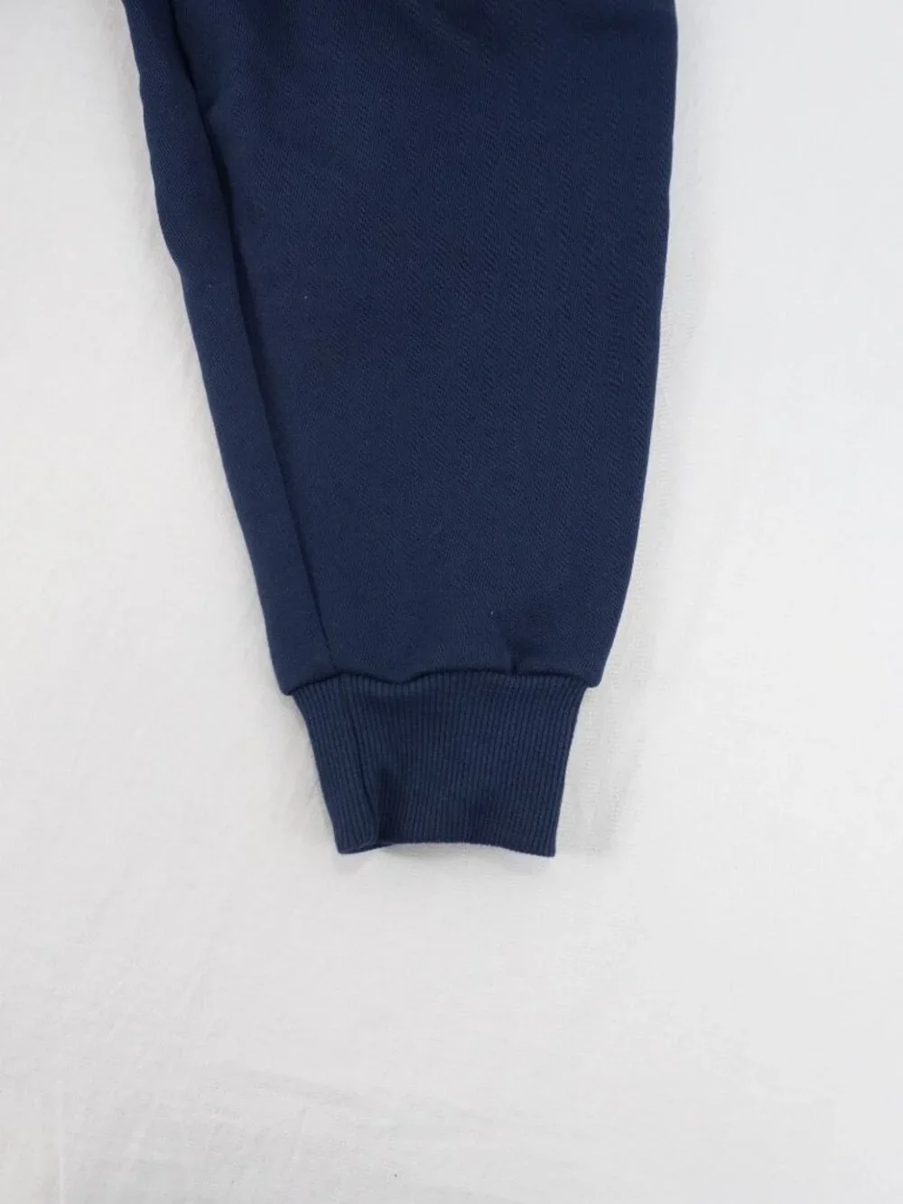 Alo Yoga Accolade 1/4 Zip Pullover Sweatshirt In Navy - Women's Size Medium